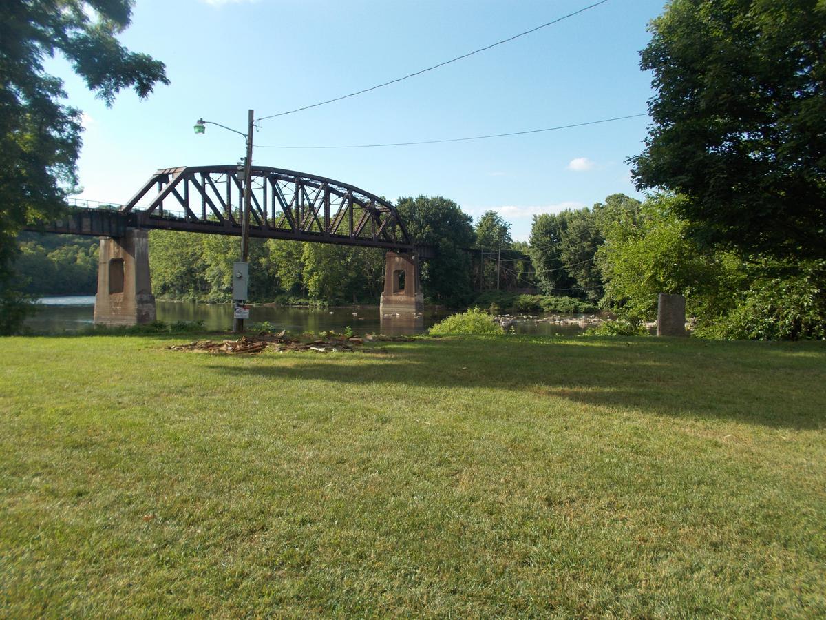 Melody Motor Lodge Connellsville Exterior foto